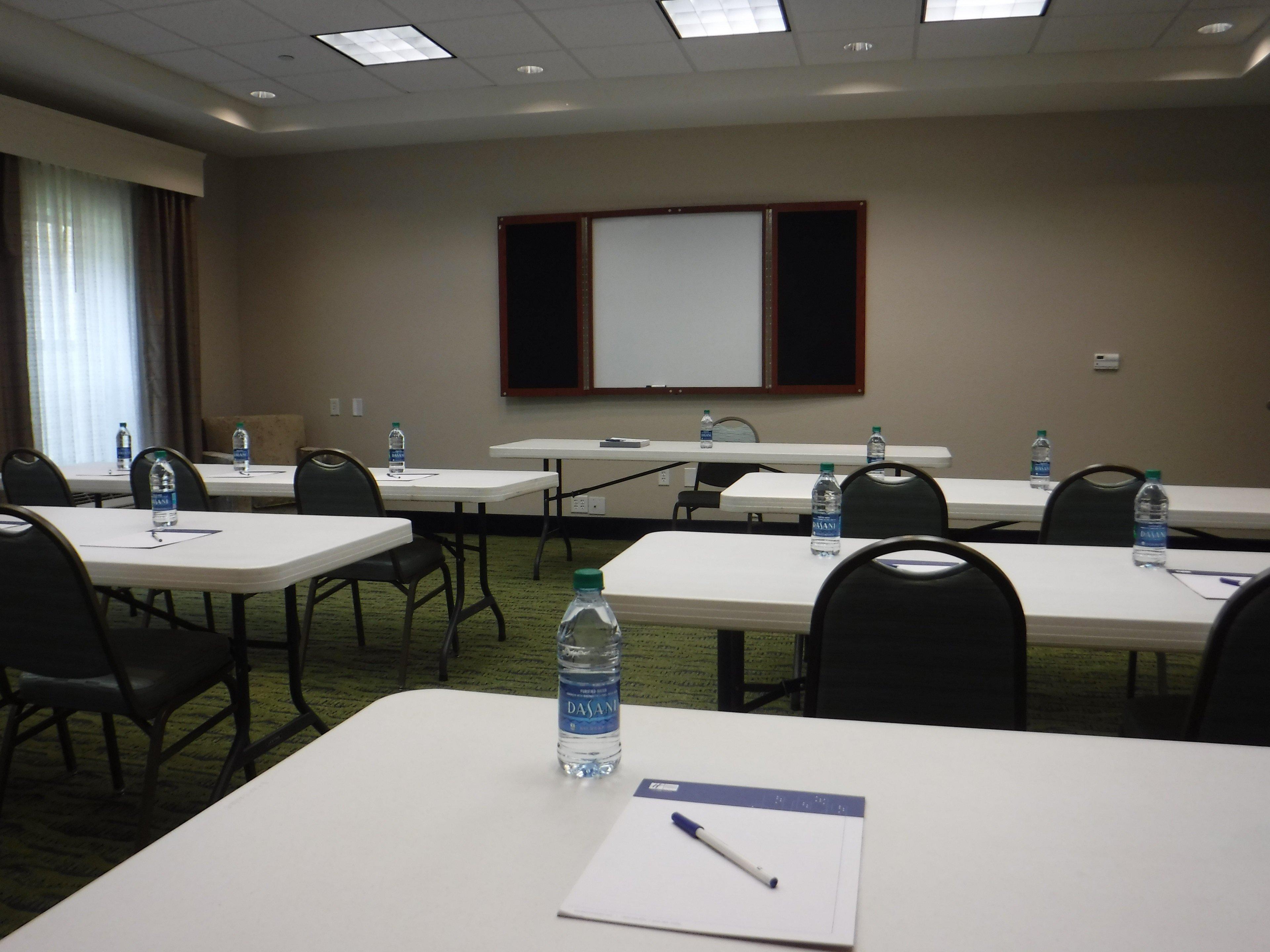 Holiday Inn Express West Jefferson By Ihg Esterno foto
