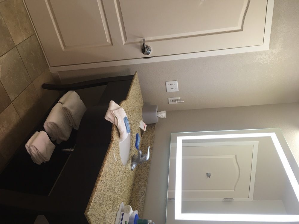 Holiday Inn Express West Jefferson By Ihg Esterno foto